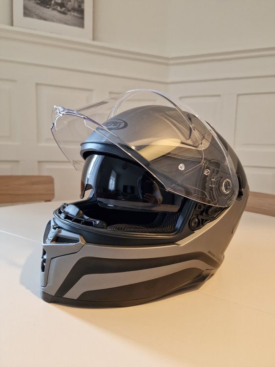 Helme & Visiere: Motorradhelm - Grösse S – Gebraucht aus Zürich von Pampuch