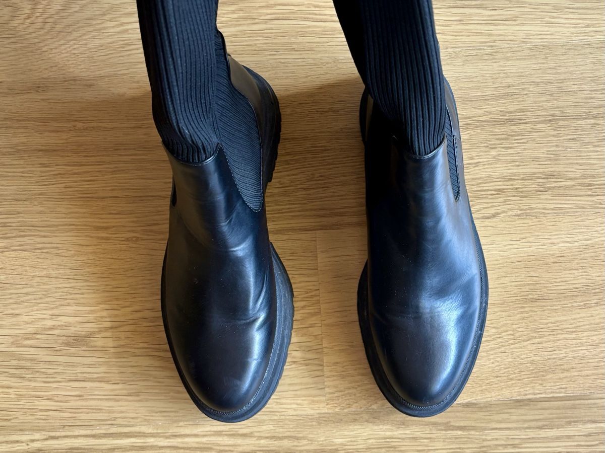Zara Scarpe da donna: Zara Overknee Boots black – Usato da Baden venduto da Tiffany6878 1