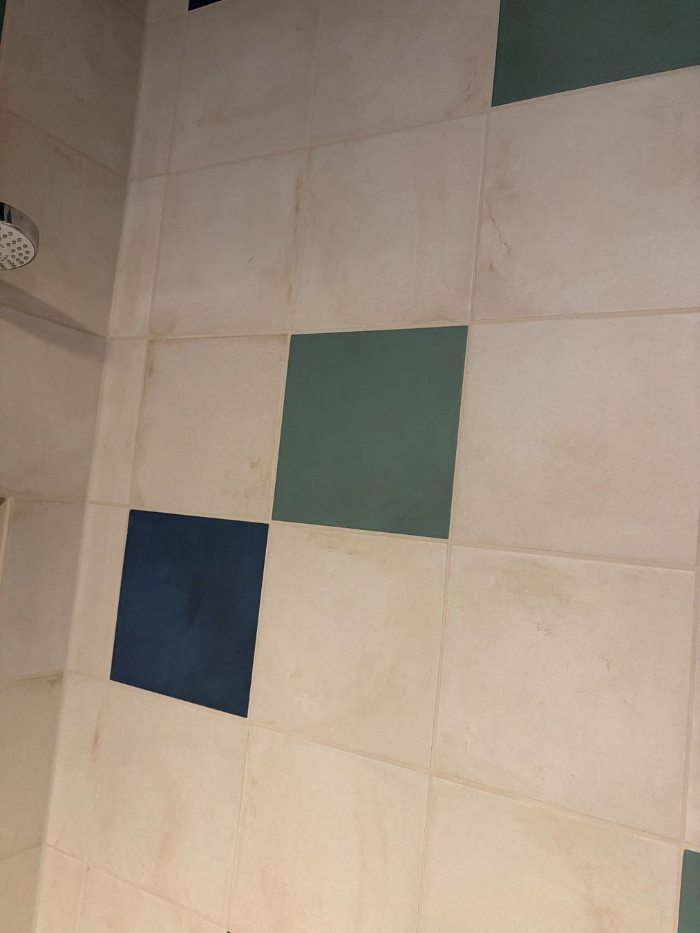 Bodenbeläge: Fliesen/ Plättli / Marca Corona und Marazzi, AG oder SZ – Neu und originalverpackt aus Hausen AG von Havs