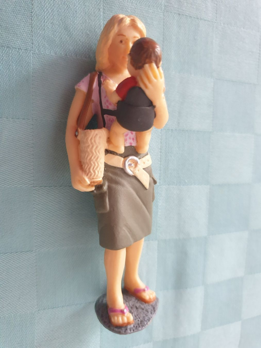 Schleich Statuette: Mutter mit Kind in Bauchtasche Schleich Figur – Usato da Mörschwil venduto da spirspi 2