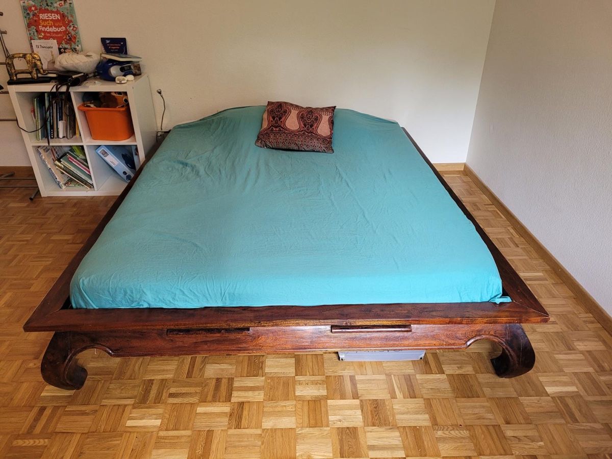 Betten: Balinesisches Bett – Gebraucht aus Zürich von Svanya