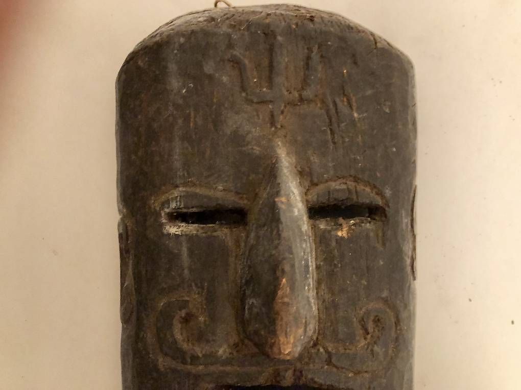 Autres antiquités ou arts: Antike Maske aus Nepal – D'occasion à Basel par Familymusic 4