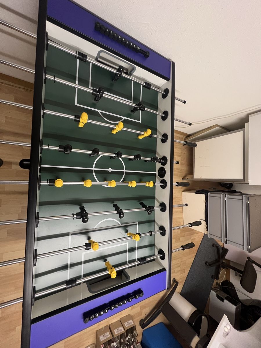 Jeux: Fussballtisch  – D'occasion à aadorf par keller2325 5