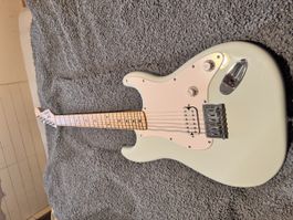 E-Gitarre Squier Stratocaster mintgrün , neuwertig