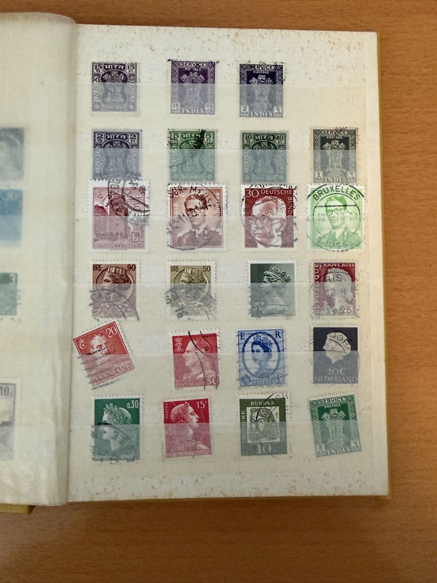 Album: Zwei Briefmarkenalben – Usato da Dättwil AG venduto da MILehner 7