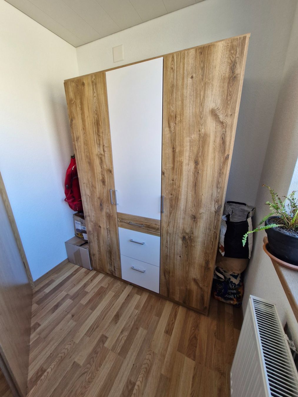 Armadi: Armoire 3 portes – Nuovo (secondo la descrizione) da Saignelégier venduto da sol_t72q