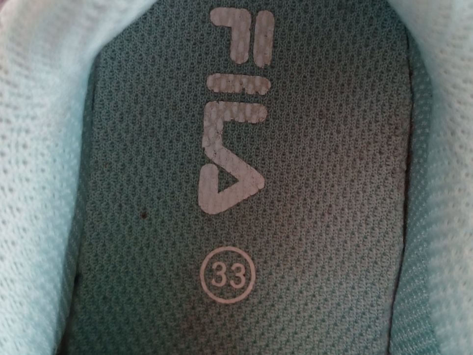 Fila Scarpe per ragazze: Fila Turnschuhe Grösse 33 – Usato da Worb venduto da Osterthal 3