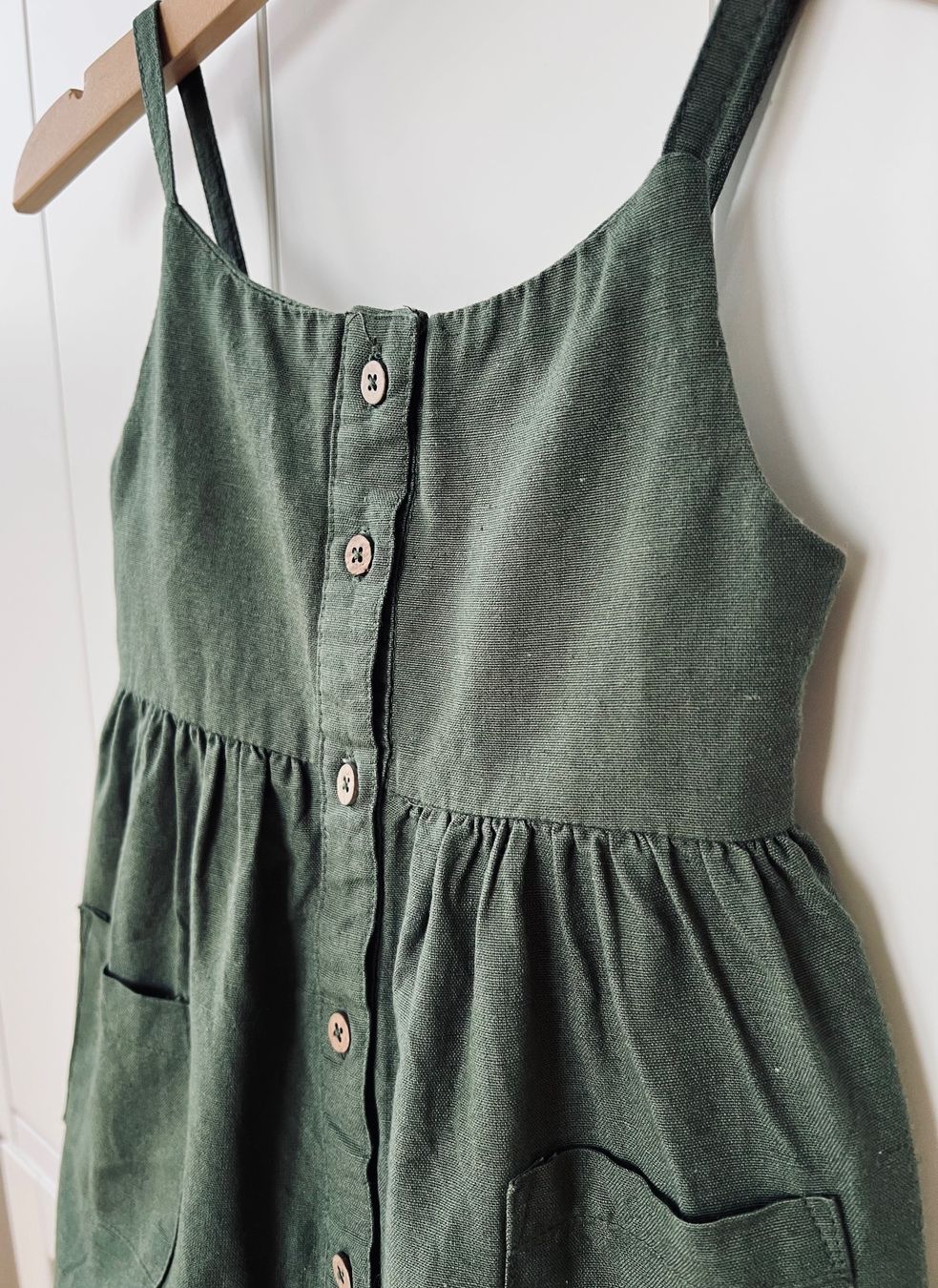 Mango Vestiti & Gonne: Mango, 86, Kleid, grün / khaki – Usato da Burgdorf venduto da rulan