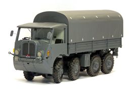 Saurer M8 Schattenschwarz 1:35