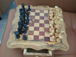 Jeu d'échecs en bois d olivier