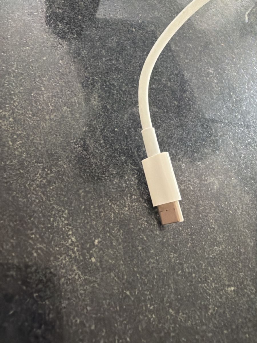 Apple Kabel: Ladekabel Lightning zu USB C  – Gebraucht aus Münchenstein von mjaaxx 2