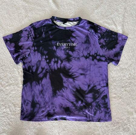 T-Shirt oversized schwarz lila Gr. L