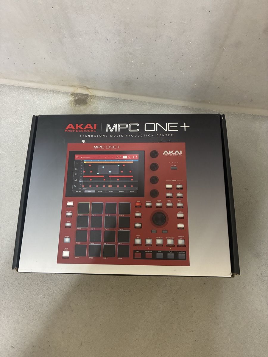 Akai Instruments de musique: Akai MPC one + – D'occasion à Rotkreuz par Dreinle
