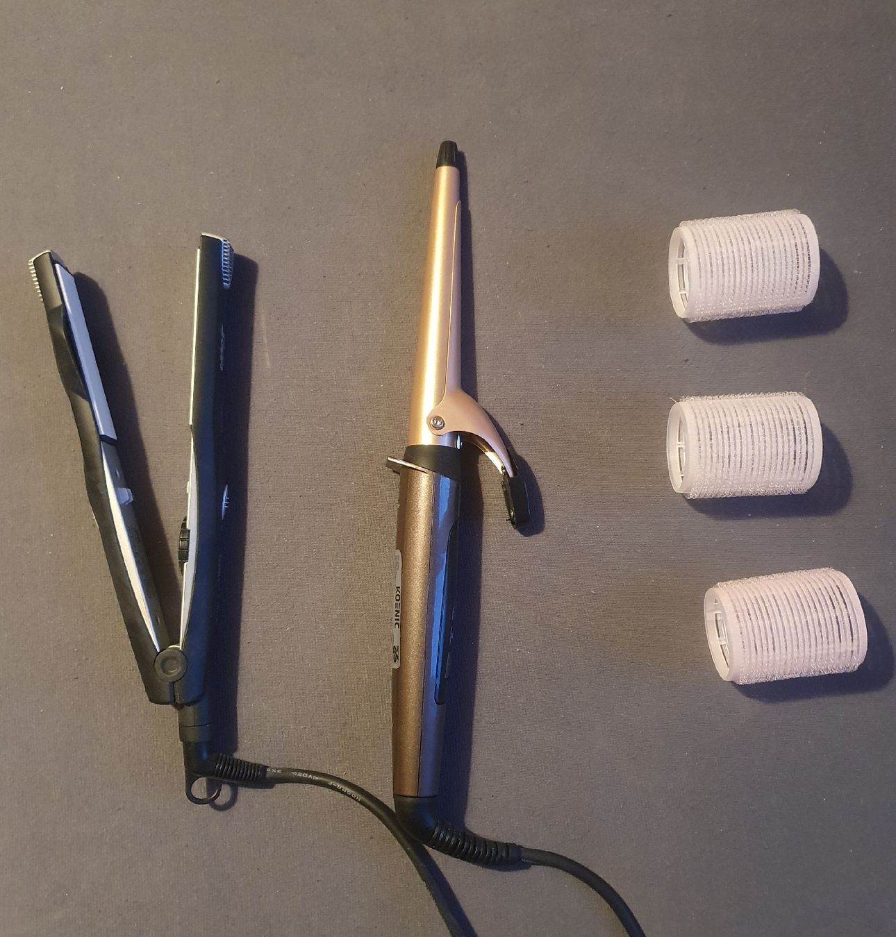 Piastre & Arricciacapelli: Haarstyling-Set – Usato da Wimmis venduto da hel_m26m