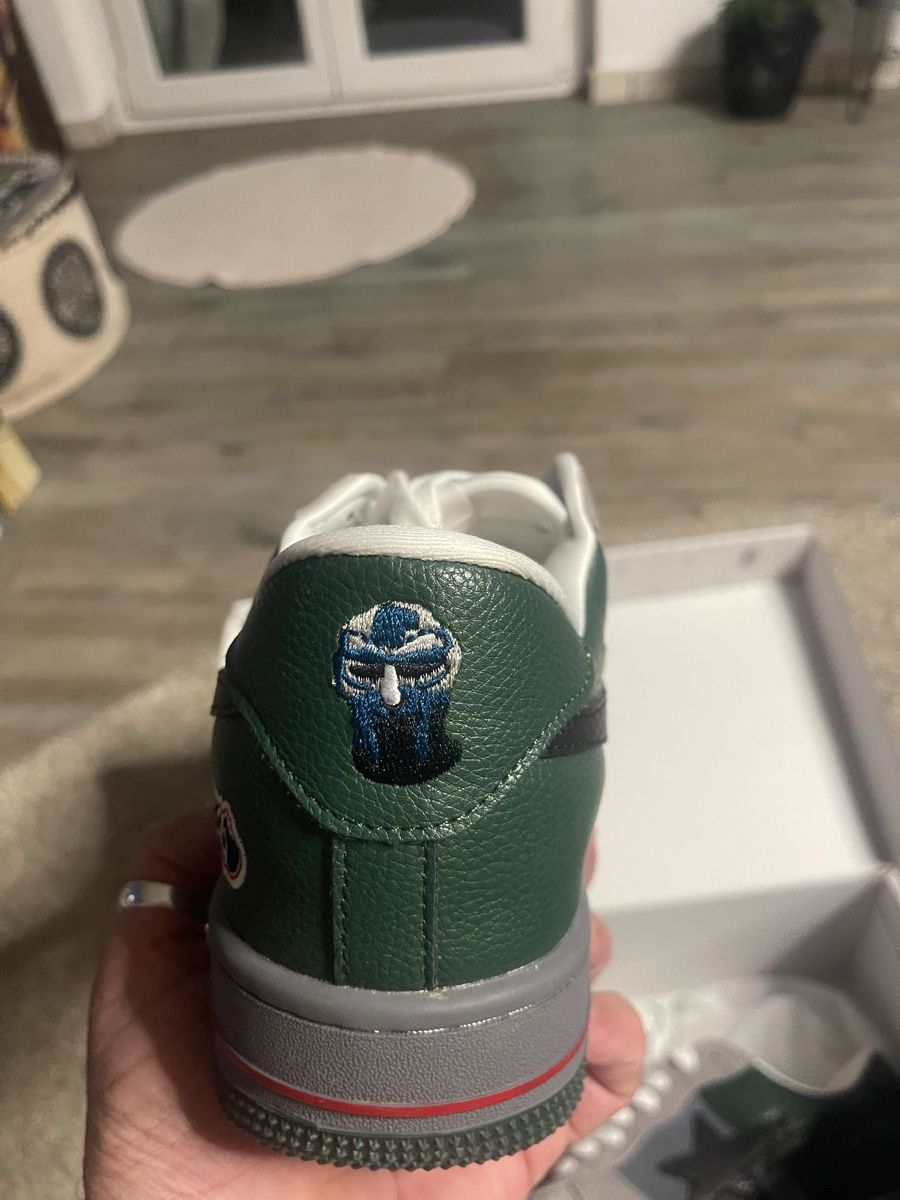 Bape Scarpe da uomo: MF DOOM sneakers / A Bathing Ape – Nuovo e nell'imballaggio originale da Dagmersellen venduto da stonefinger 3