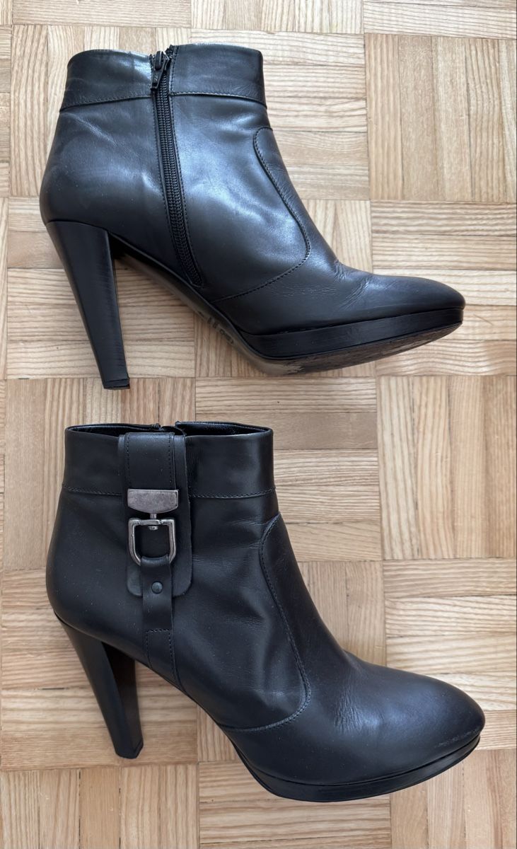 Navyboot Scarpe da donna: Navyboot Ankle Boots Gr.41 – Usato da Uster venduto da Coco101