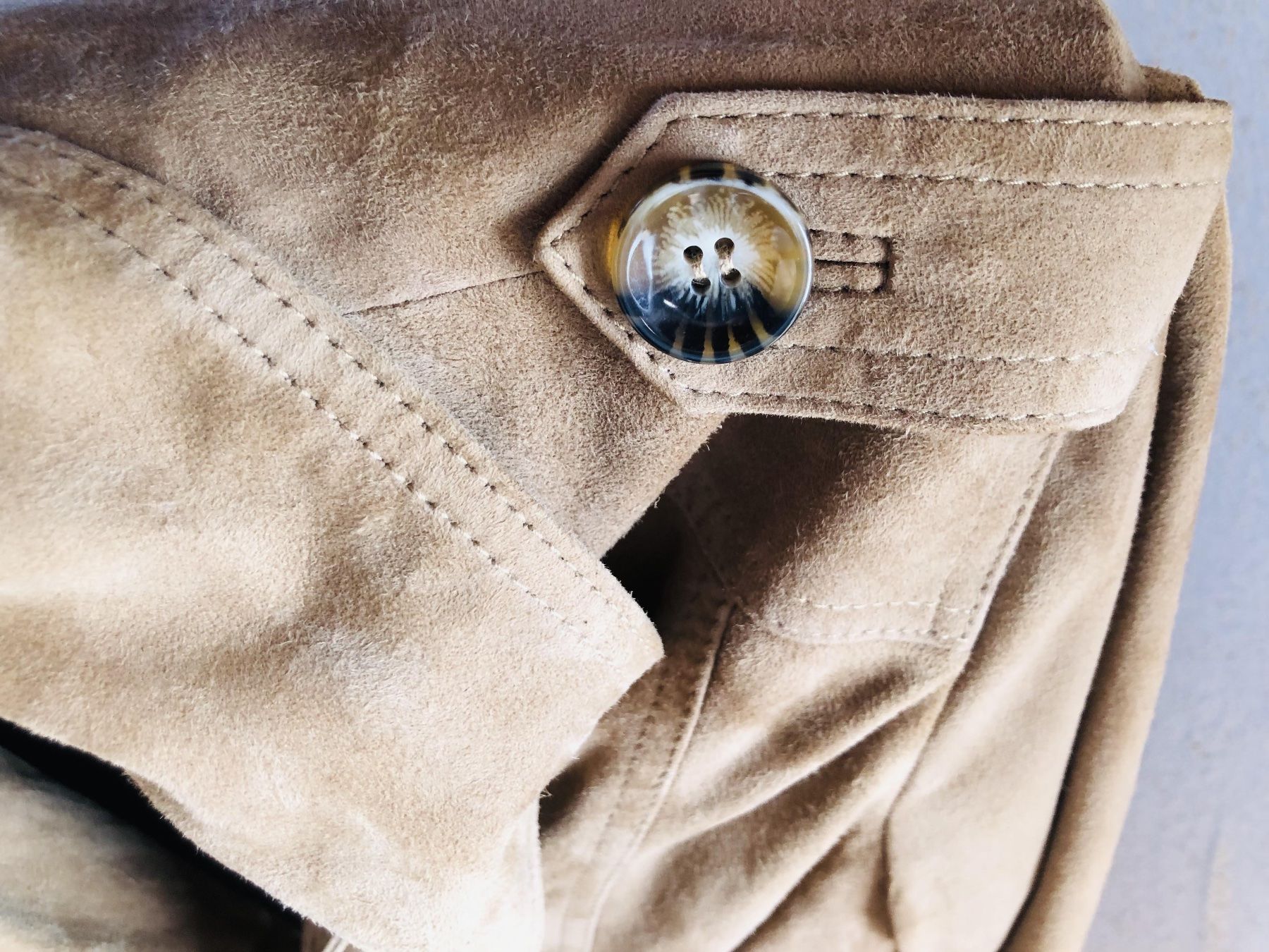 Cappotti: Elegante Wildleder Jacke / Mantel – Usato da Oberkulm venduto da Weberlisa 4