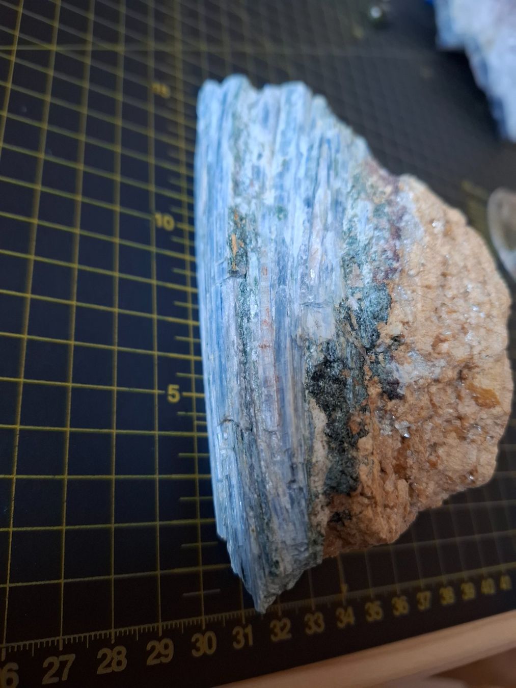 Minerali & Pietre curative: Kyanit -Disthen Mineral – Usato da Zwieselberg venduto da Halifaxmendusli 5