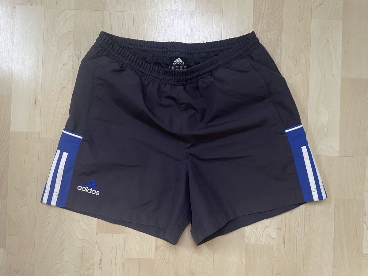 Adidas Badehosen: Vintage Adidas Shorts – Gebraucht aus Fribourg von tinavon