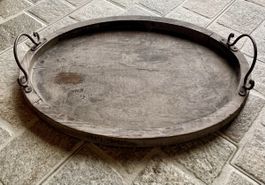Schönes Serviertablett Holz im antiken Stil