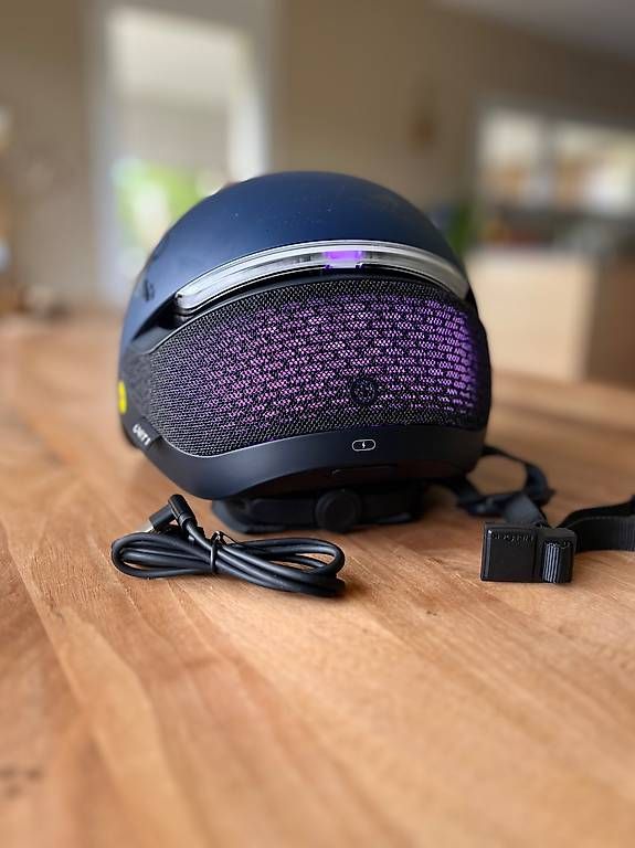 Caschi: Alinghi Redbull Helm – Usato da Schlossrued venduto da Waldweg03 1