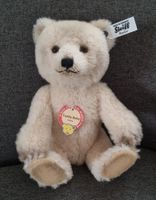 Steiff: Teddy Baby 1929 Replica, silberner Knopf im Ohr