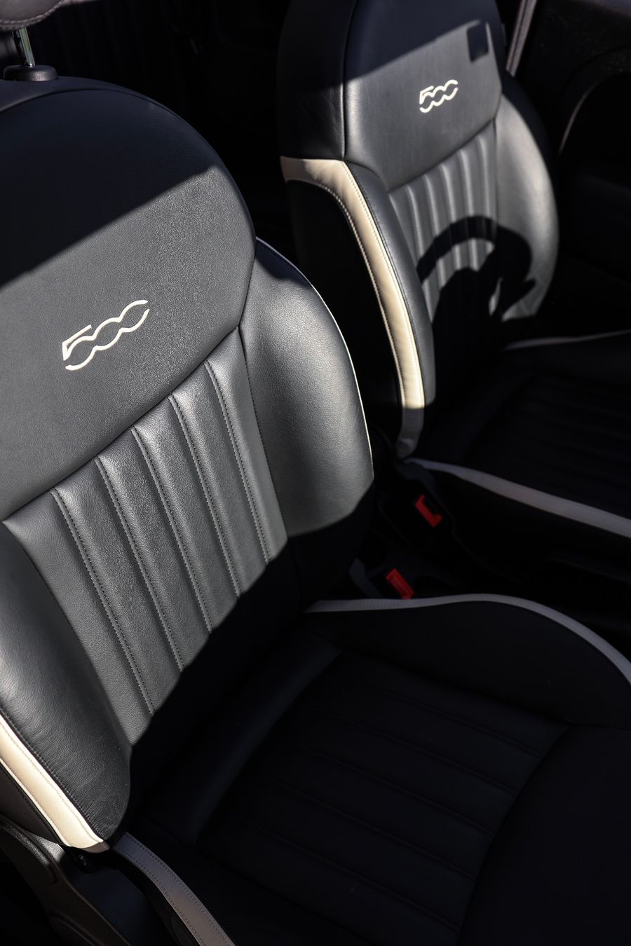 Fiat Automobili: Fiat500c hybride lounge – Usato da Cortaillod venduto da har_h5by 2