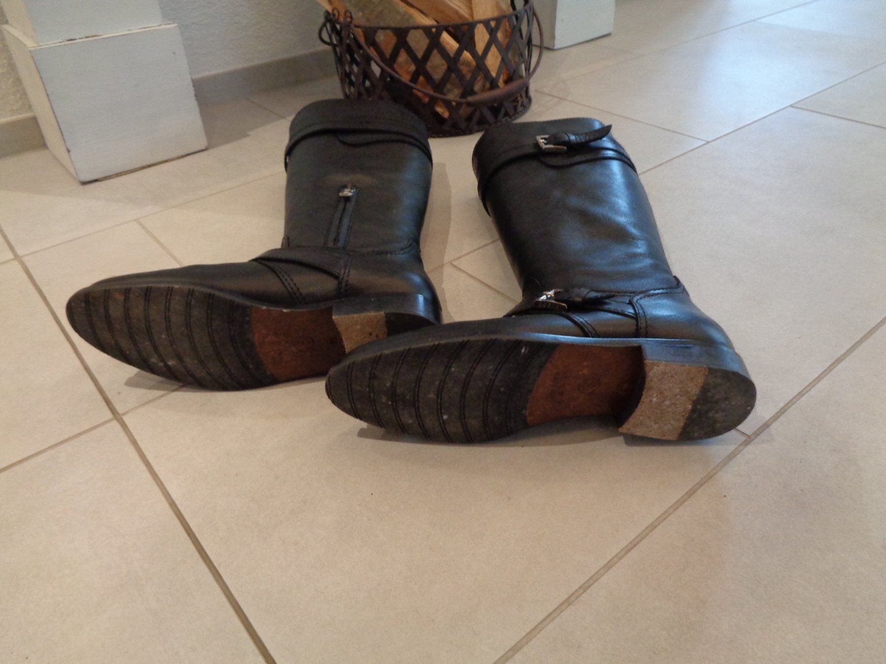 Bogner Scarpe da donna: BOGNER schwarze echt Leder Stiefel Gr. 36 - 210155 – Usato da Küssnacht am Rigi venduto da Schuhe-Secondhand 7