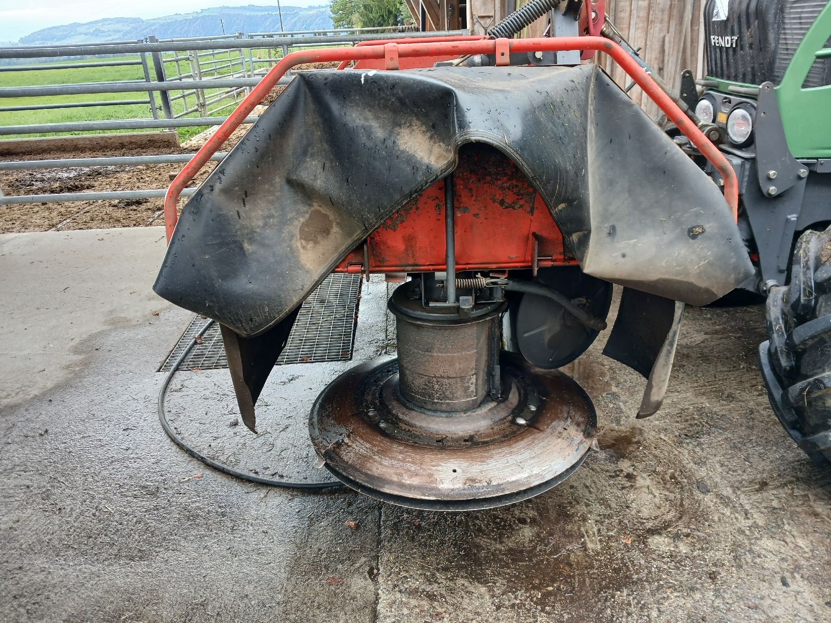 Vicon Tutte le macchine: Vicon Trommelmähwerk – Difettoso da Worb venduto da nil_ny7x 1