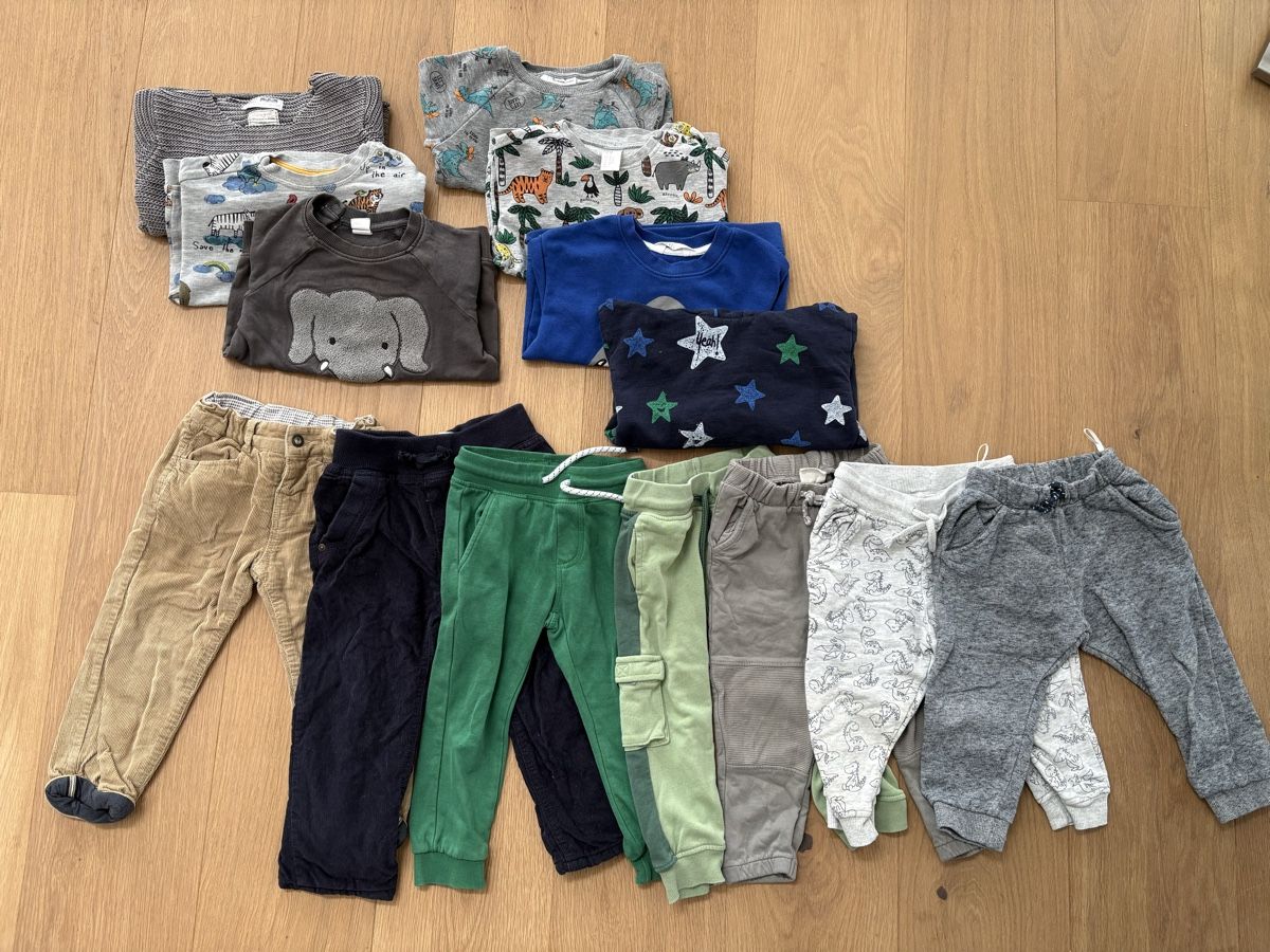 Kleiderpakete & -sets: Kleiderpaket Junge, Pullover Hosen, Grösse 92 – Gebraucht aus Gebenstorf von Sandra01031