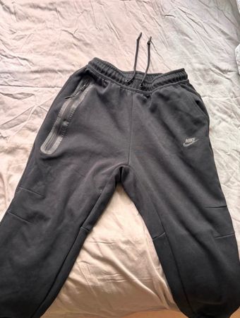 Nike tech bas noir taille M