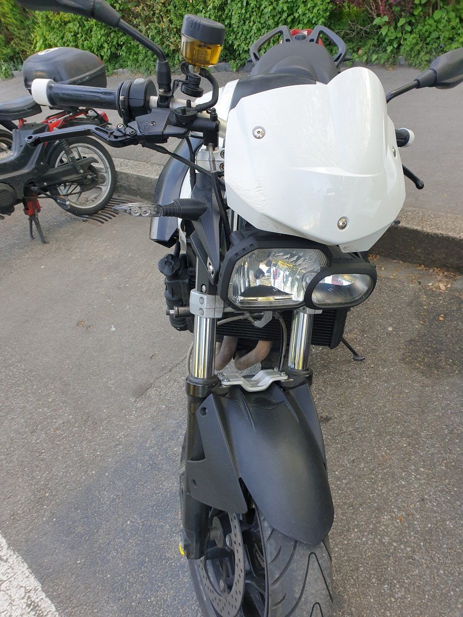 BMW Strada: BMW F 800 R 2010 – Usato da Basel venduto da Huesing 4