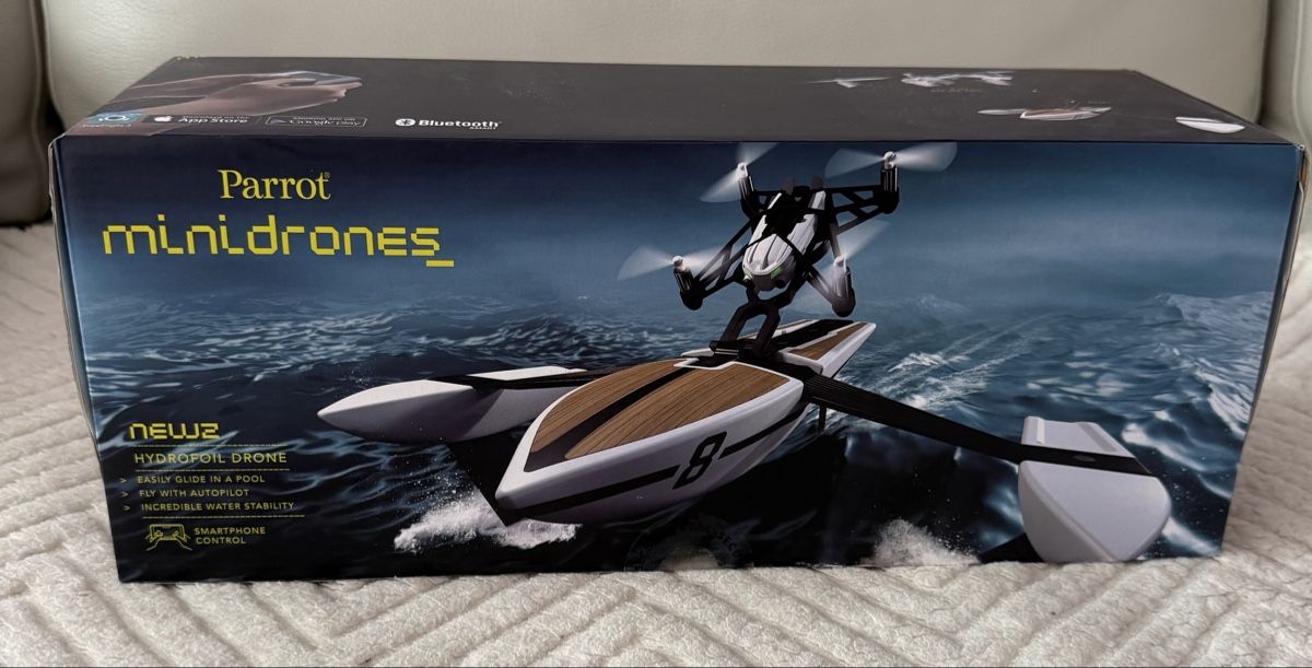 Parrot Modellismo RC: Parrot Minidrone Hydrofoil - neuf – Nuovo e nell'imballaggio originale da Genève venduto da len_5q5n 1
