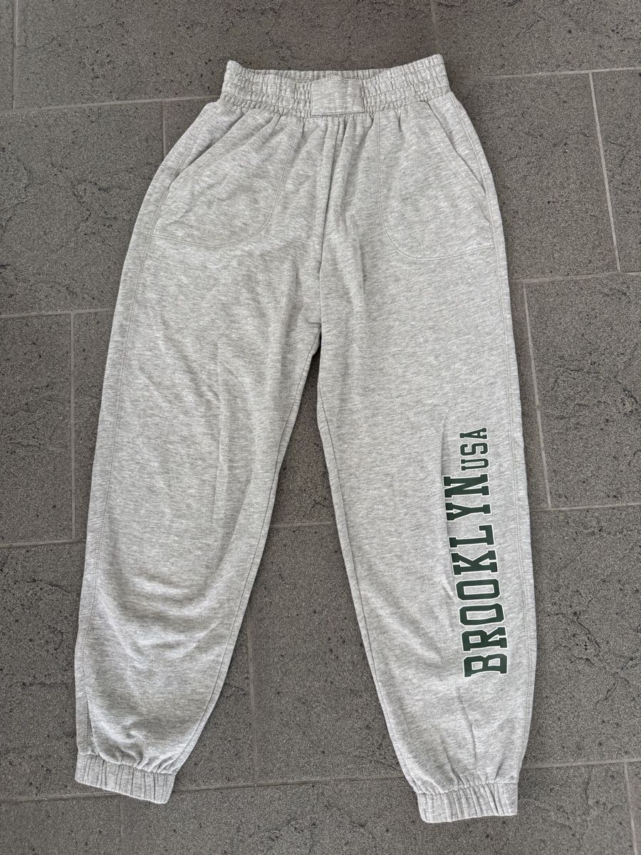 Bershka Hosen: Jogginghose Grösse S – Neu (gemäss Beschreibung) aus Rupperswil von Nila_7