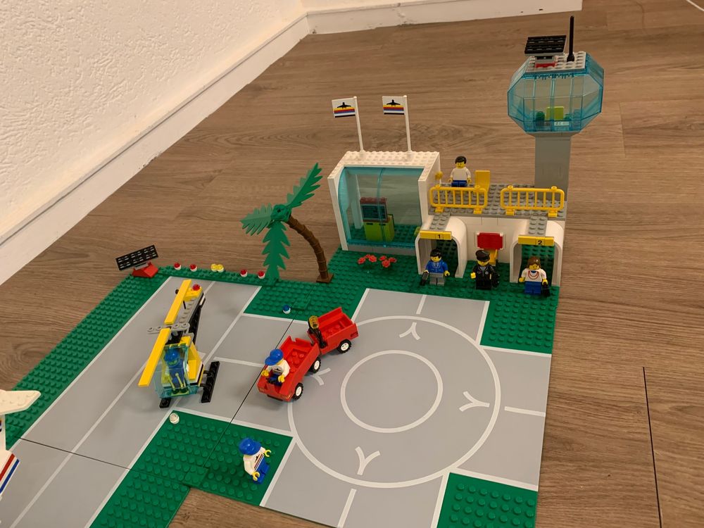Vintage Lego Legoland 6396 + Anleitung Airport Flughafen (Gebraucht) in ...