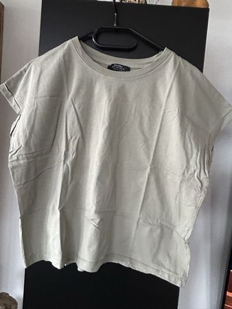 Bershka Shirt, Khaki, Sommer T-Shirt, Top Zustand, Gr. S