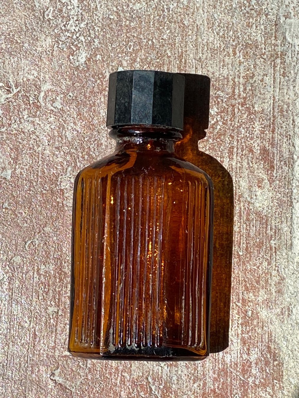Accessori da laboratorio: Miniatur Apothekerfläschli 1920 Giftflasche – Usato da Büren an der Aare venduto da simsand 3