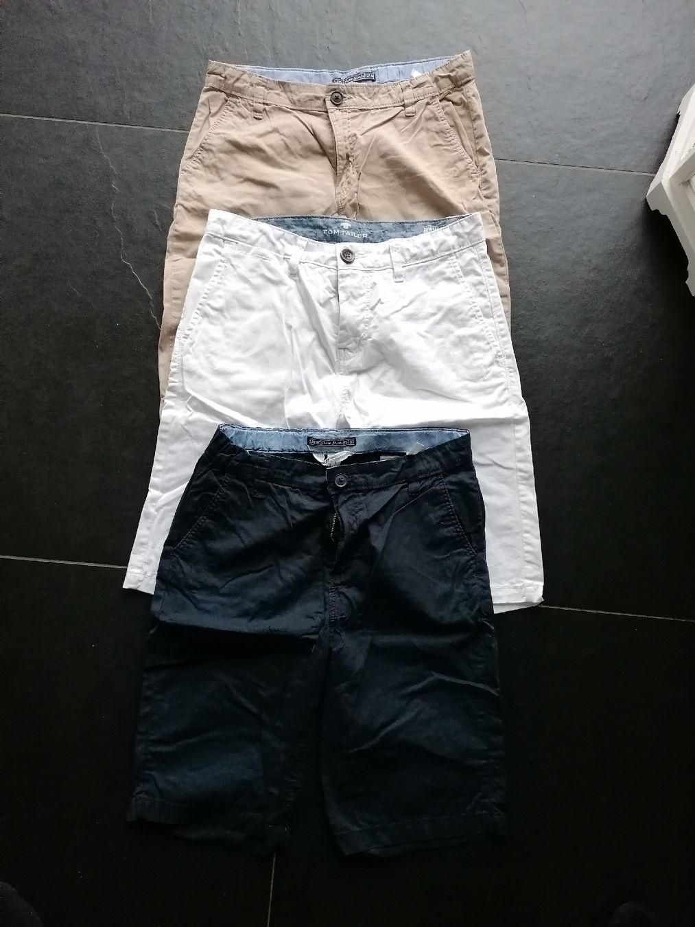 Lotti & Set di vestiti: 3 Shorts Gr 170 – Usato da Thal venduto da Nawajo