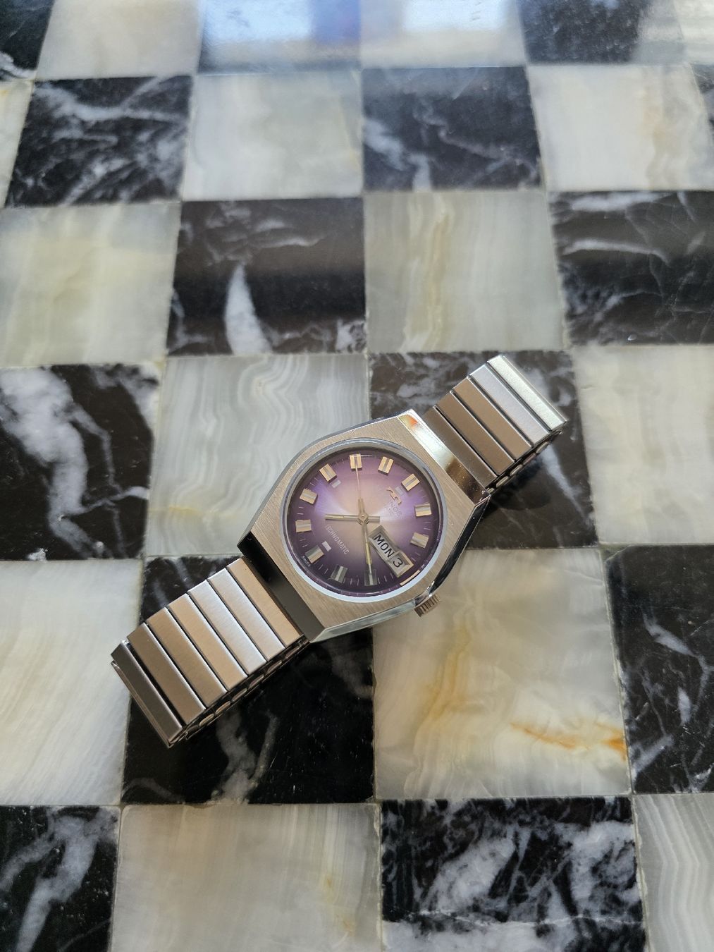 Technos Uhren: Vintage Technos – Gebraucht aus Salmsach von Vinted.by.Y.R 1