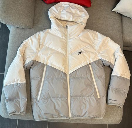 Nike Storm-FIT Winterjacke Herren, Grösse M