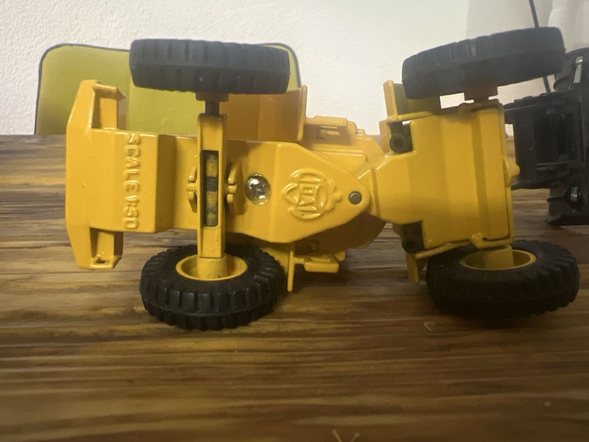 Volvo Modellini d'auto: Volvo BM L70 Radlader Modellauto gelb – Usato da Umiken venduto da mar_p7n9 3