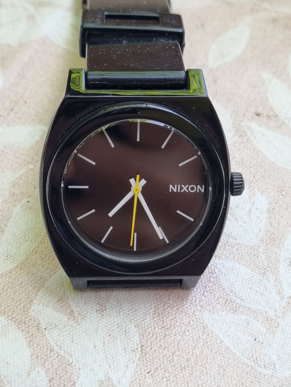 Nixon Orologi: NIXON UHR – Usato da Schaffhausen venduto da Leveron13