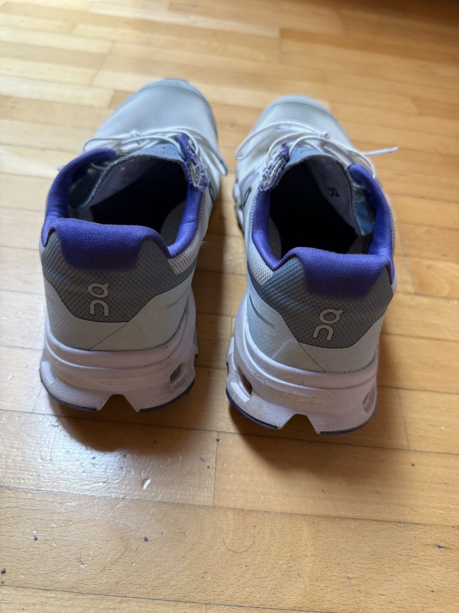 On Scarpe da donna: On Trekking Schuhe – Usato da Niederhasli venduto da sonneee24 2