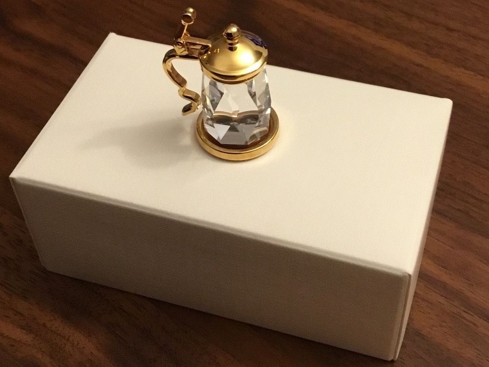 Swarovski Statuette: Swarovski Crystal Memories Bierbecher – Usato da Bern venduto da Minnie74 2