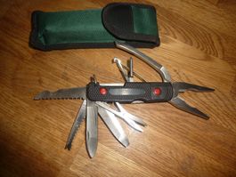 12 in 1 Multi Tool Zange Neu mit Tasche