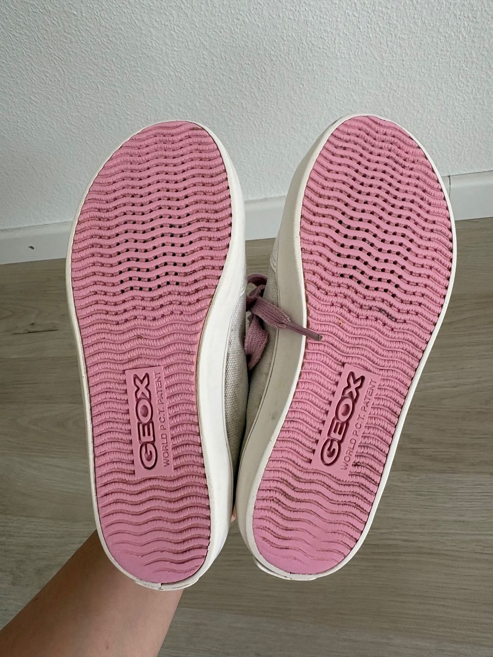 Geox Chaussures filles: Halbschuhe GEOX gr 35 – D'occasion à Egg b. Zürich par dalanna 4