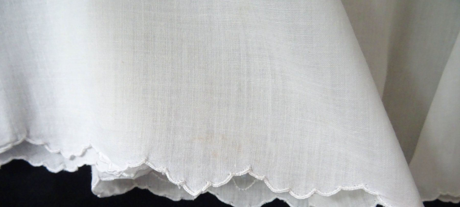 Vestiti & Gonne: Altes Kinderkleid ca. 40er-Jahre oder früher – Usato da Lengnau BE venduto da Muggi7 5