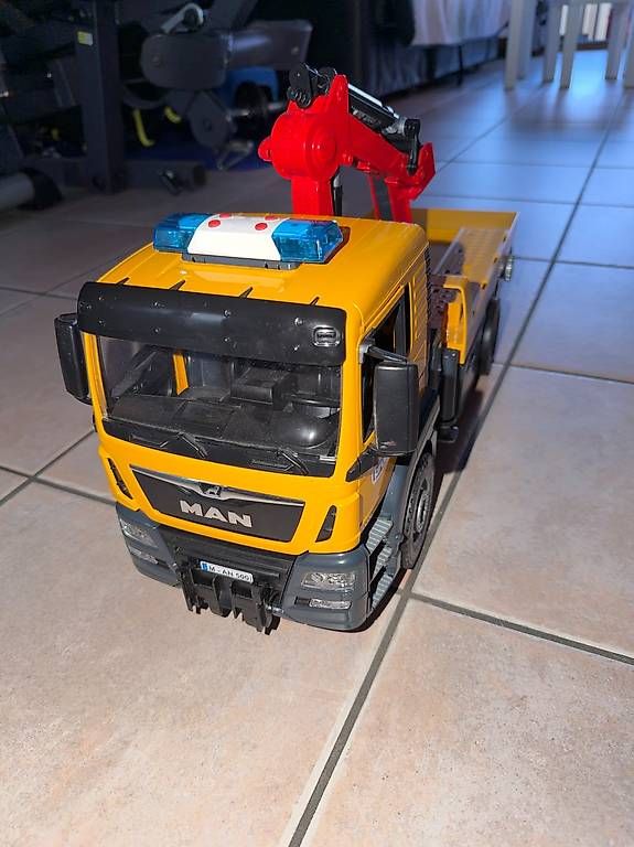 Jouets: Camion dèpaneuse MAN – D'occasion à Penthalaz par Brunogtr35