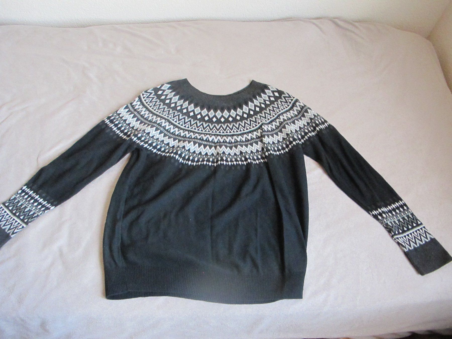 Maglioni & Felpe: schöner Pullover im skandinavischen Stil Gr. L – Usato da Löhningen venduto da Chimae67 3