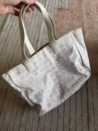 Chanel shopper bag